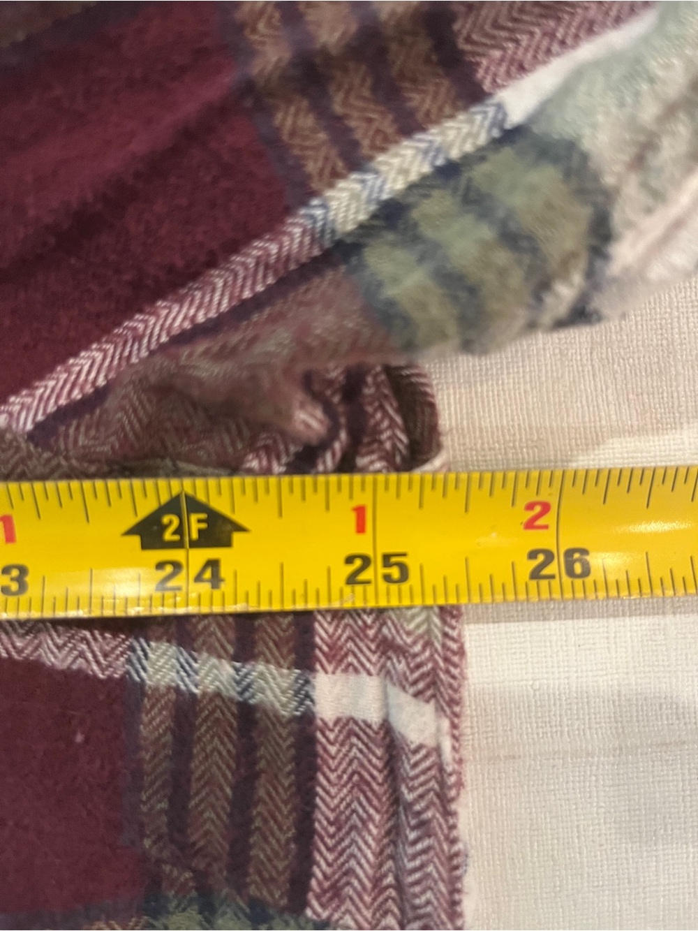 Natural reflections burgundy & olive green plaid woven flannel button down. - Picture 5 of 6